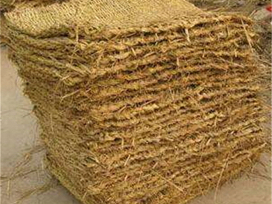 防汛草袋的制作工藝與設備選型指南報告 防汛草袋的制作工藝與設備選型指南報告