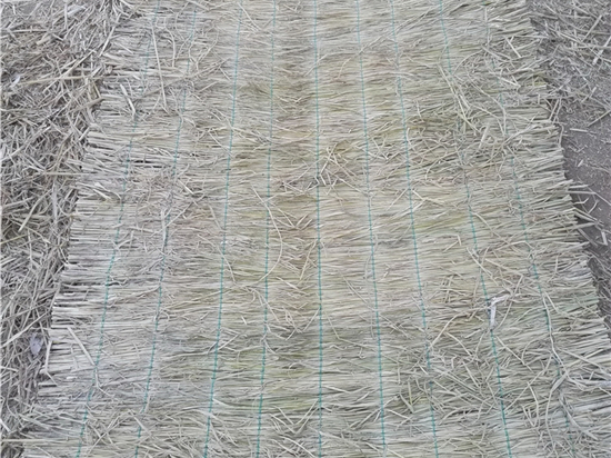 煤礦草簾：提高礦井通風(fēng)效果，確保礦工安全生產(chǎn)