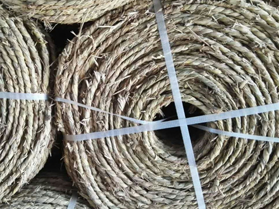 針對(duì)不同需求，選擇不同款式的防寒草繩！