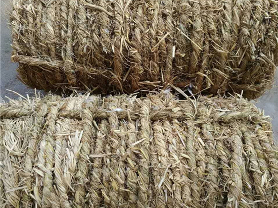 草繩在內(nèi)蒙防風(fēng)治沙中的重要作用
