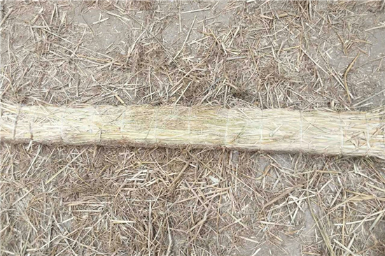 淺析護(hù)坡草棒在邊坡防護(hù)工程中的應(yīng)用 淺析護(hù)坡草棒在邊坡防護(hù)工程中的應(yīng)用